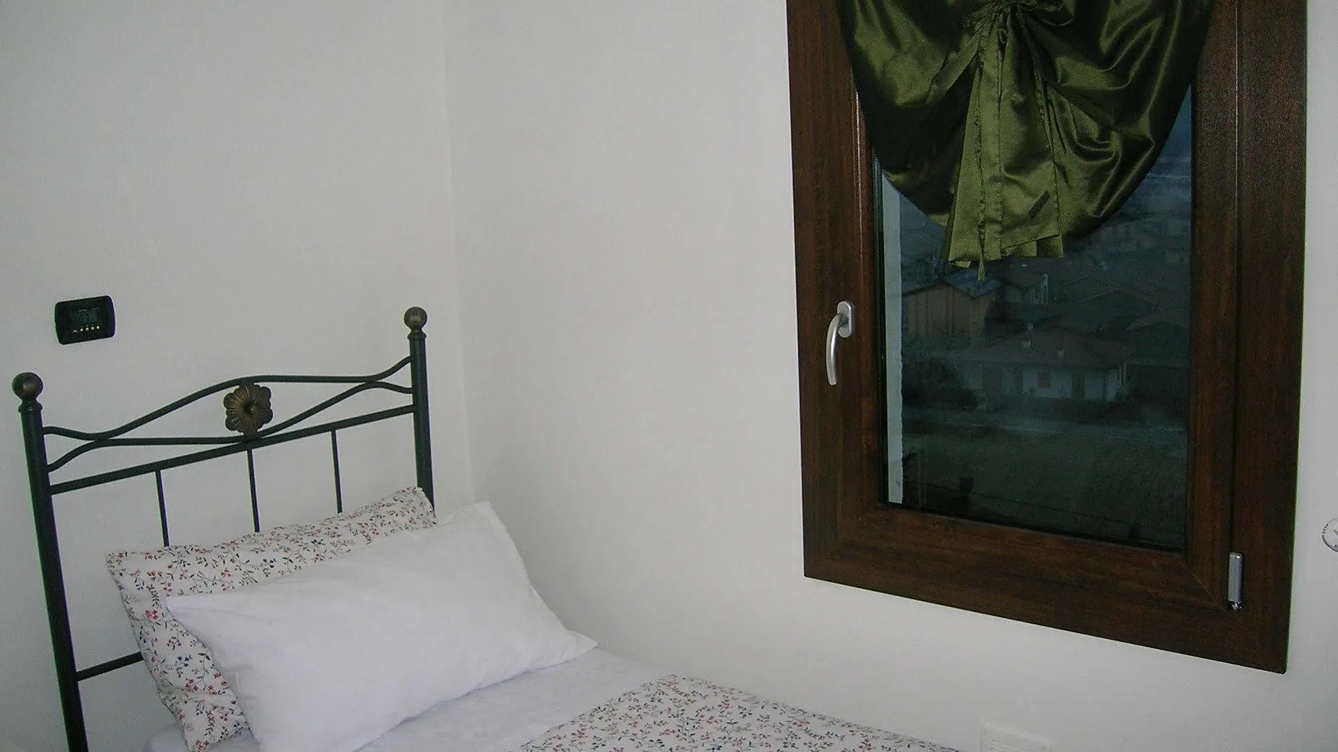Bed & Breakfast B&B Al Carotin Mantello Italië